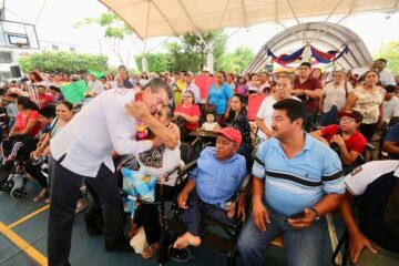 Entrega Rutilio Escandón ayudas técnicas e insumos para la prevención social de la violencia