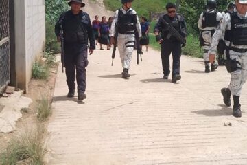 Habitantes de Pantelhó realizan sus actividades en paz y tranquilidad