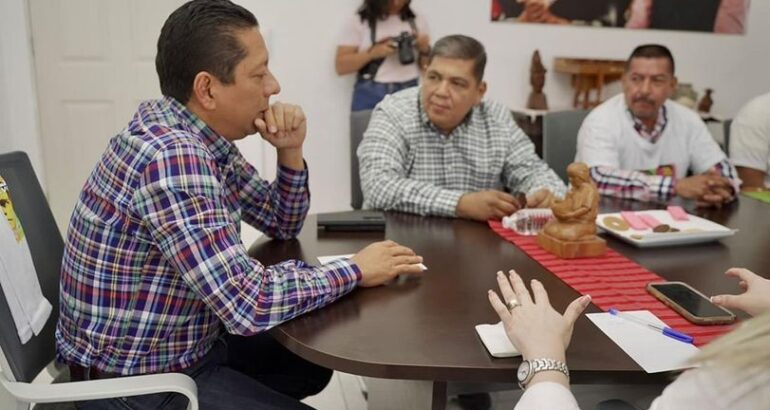 Pide Llaven Abarca a liderazgos, coordinadores y alcaldes continuar en la ruta de la 4T