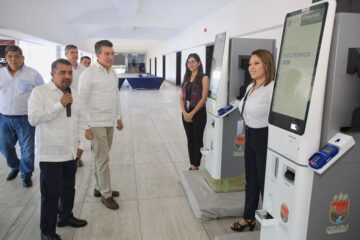 Rutilio Escandón moderniza sistema de recaudación hacendaria a través de Kioscos Electrónicos