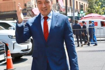Asiste Rutilio Escandón a reunión de acuerdo para intensificar búsqueda de desaparecidos, encabezada por AMLO