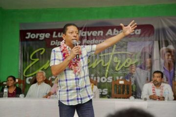 Ante más de mil campesinos, Llaven Abarca se compromete a trabajar a favor del pueblo de Chiapas