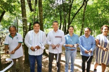 En Palenque, Rutilio Escandón inaugura el Centro Turístico Cascada Huextoc Natzin “El Salto”