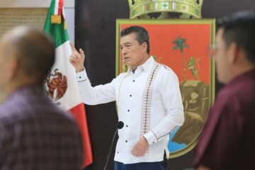 Onda tropical No. 28 provocará intensas lluvias; pide Rutilio Escandón extremar precauciones