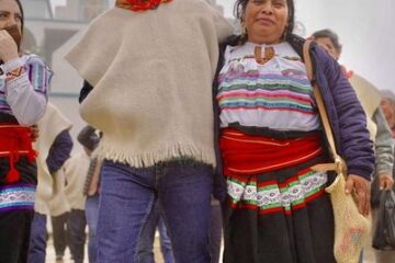 Reconoce Llaven Abarca lucha de las mujeres indígenas por cerrar la brecha de desigualdad