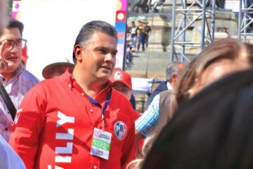 EN EL FRENTE AMPLIO, CABEN TODOS: WILLY OCHOA