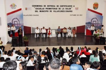 En Villaflores entregan certificados a escuelas promotoras de la salud