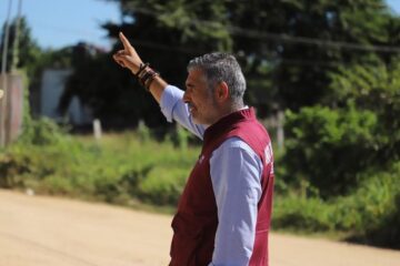 Se pavimentará más de un kilómetro con concreto hidráulico en San José Terán, en Tuxtla: Angel Torres
