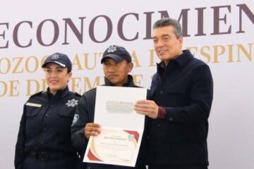 Reconoce Rutilio Escandón labor de policías para mantener la estabilidad y la armonía en Chiapas