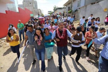 Se está cumpliendo con una obra más en Chiapas Solidario, en Tuxtla: Angel Torres