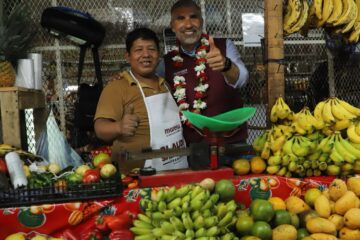 Angel Torres realiza recorrido territorial en todo Tuxtla