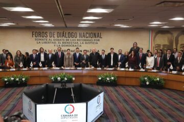 Inauguran en el Congreso de la Unión los diálogos nacionales para el debate  de reformas constitucionales y legales