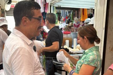 Mercados de Tuxtla deben recuperar su brillo: Paco Rojas
