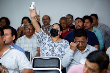 Imparten en Congreso conferencia: “Paternidad afectiva corresponsable”
