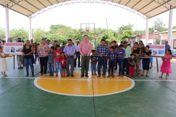 Entrega de Domo en Ejido Esfuerzo Campesino: Mariano Rosales