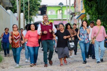 Continuará Angel Torres recorriendo colonias de Tuxtla
