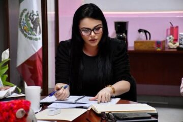 Cesan a funcionarios de Cobach e Icatech por incumplimiento en la transparencia de bienes