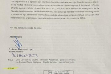 Denuncian a estudiante del Cobach plantel 13 en Tuxtla Gutiérrez Chiapas por golpear salvajemente a otro estudiante y amenazarlo de muerte
