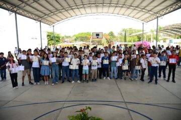 Se realiza en la UNACH la premiación de la fase estatal de la Olimpiada Mexicana de Matemáticas para Educación Básica