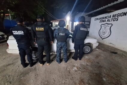 SP y FGE detienen a masculino por conducir vehículo con reporte de robo en Tabasco
