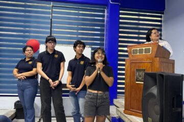 Reciben unachenses reconocimiento por concluir Curso COIL enfocado a la mejora de competencias lingüísticas
