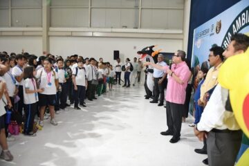 Niñas y Niños de preescolar y primaria participan en la Primera Feria Ambiental Infantil organizada por la UNACH