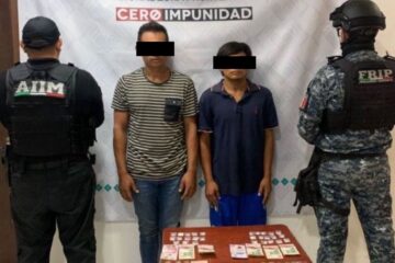 SSP y FGE detienen a dos masculinos con presuntos narcóticos en Huehuetán