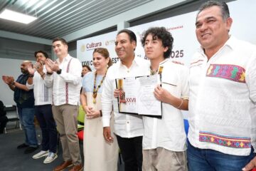 Reafirma Eduardo Ramírez compromiso con la promoción del ámbar de Chiapas ante el mundo