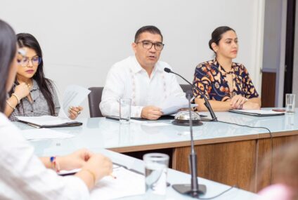 Comisión Permanente aprueba licencia de funcionarios municipales