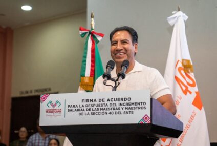 Con homologación de incremento salarial, Eduardo Ramírez cumple a maestras y maestros estatales