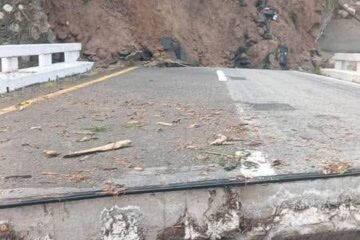 Lluvias provocan inundaciones y desplome de al menos tres puentes en Chiapas