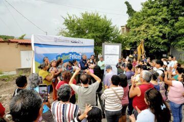 Resuelve Angel Torres socavón de hace muchos años al dar banderazo de inicio a una calle más en San Pedro Progresivo