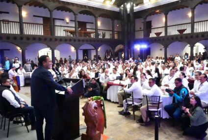 Eduardo Ramírez destaca a la educación como prioridad para fortalecer la paz y el desarrollo en Chiapas
