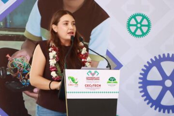 Valeria Rosales fue invitada a 3 Torneo de Robótica del CECYTE Chiapas
