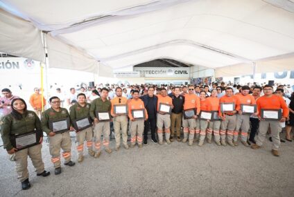 Eduardo Ramírez entrega ambulancias y llama a mantener la cooperación y solidaridad en Chiapas