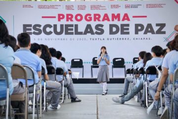 Presentan programa Escuelas de Paz para construir entornos educativos seguros en Chiapas Presentan programa Escuelas de Paz para construir entornos educativos seguros en Chiapas