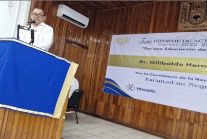 Rindió su Tercer Informe de Actividades el director de la Facultad de Negocios de la UNACH Campus Tapachula