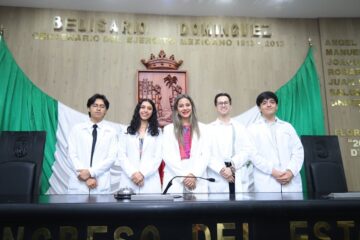 Con reforma al Código Civil, fortalece Congreso decisión de padre y madre sobre apellido de sus hijos