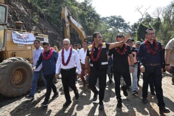 En San Fernando, Eduardo Ramírez constata avances de caminos En San Fernando, Eduardo Ramírez constata avances de caminos