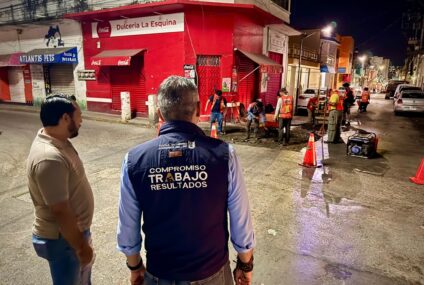 Angel Torres refuerza “Bacheando Tuxtla” con cuadrillas nocturnas