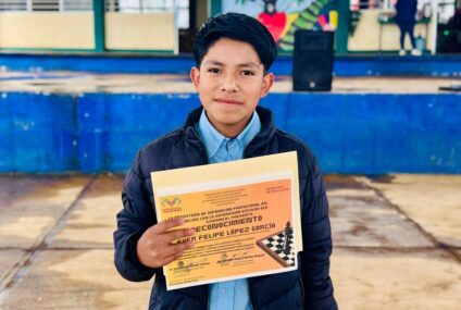 Alumno de Pueblo Nuevo Solistahuacán gana campeonato de Ajedrez