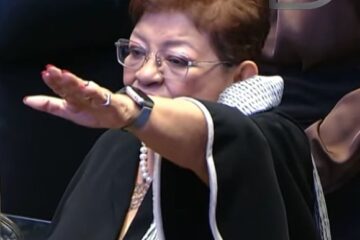 Cámara de Diputados recibe oficio sobre designación de Ernestina Godoy Ramos como titular de la FGR