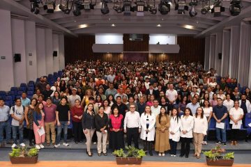 Dan bienvenida a la UNACH a estudiantes del curso de inducción de la Facultad de Medicina Humana Dan bienvenida a la UNACH a estudiantes del curso de inducción de la Facultad de Medicina Humana