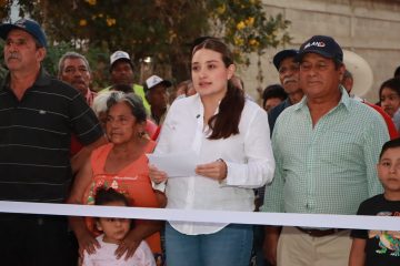 En Melchor Ocampo Valeria Rosales entrega calles pavimentadas En Melchor Ocampo Valeria Rosales entrega calles pavimentadas