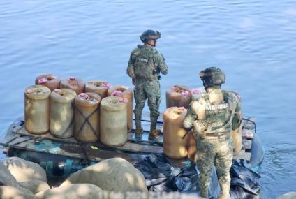 Incauta la Marina Armada de México más de 1000 Litros de Diesel Abandonados en una Balsa en el Río Suchiate