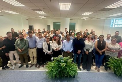 Sostiene rectora de UNICACH Fanny López Jiménez, diálogo con docentes de la Facultad de Ciencias Odontológicas y Salud Pública