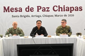 Juan Carlos Moreno Guillén celebra acciones de seguridad y bienestar en el municipio de Arriaga