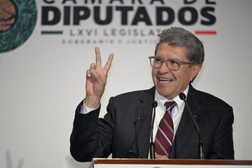 Debate de la reforma electoral debe darse en un tono razonable, respetuoso, con argumentos y no con insultos o descalificaciones: diputado Ricardo Monreal