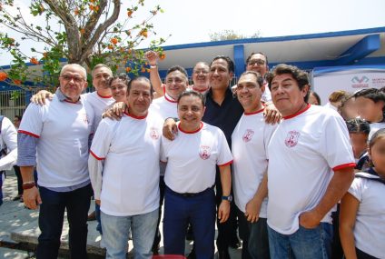 Participa Juan Carlos Moreno Guillén en centenario de la Escuela Camilo Pintado Rincón