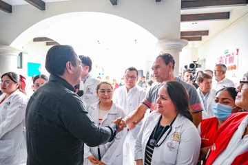 Eduardo Ramírez fortalece atención odontológica y servicios públicos en Comitán Eduardo Ramírez fortalece atención odontológica y servicios públicos en Comitán